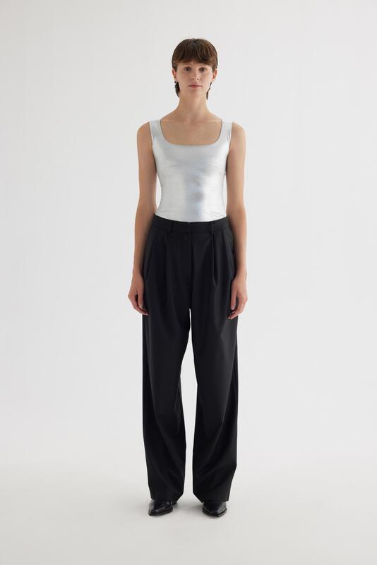 PLEATED WOOL TROUSERS